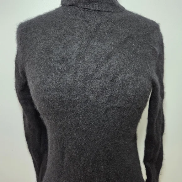 Saks Fifth Avenue Cashmere Black Turtleneck Sweater Medium